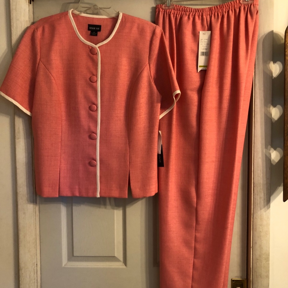 Leslie Fay pant suit size 14 NWT